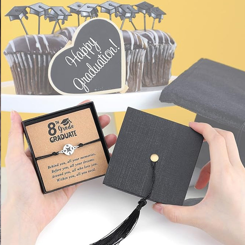 Simple Creative Graduation Bracelet With Bachelor's Hat Gift Box